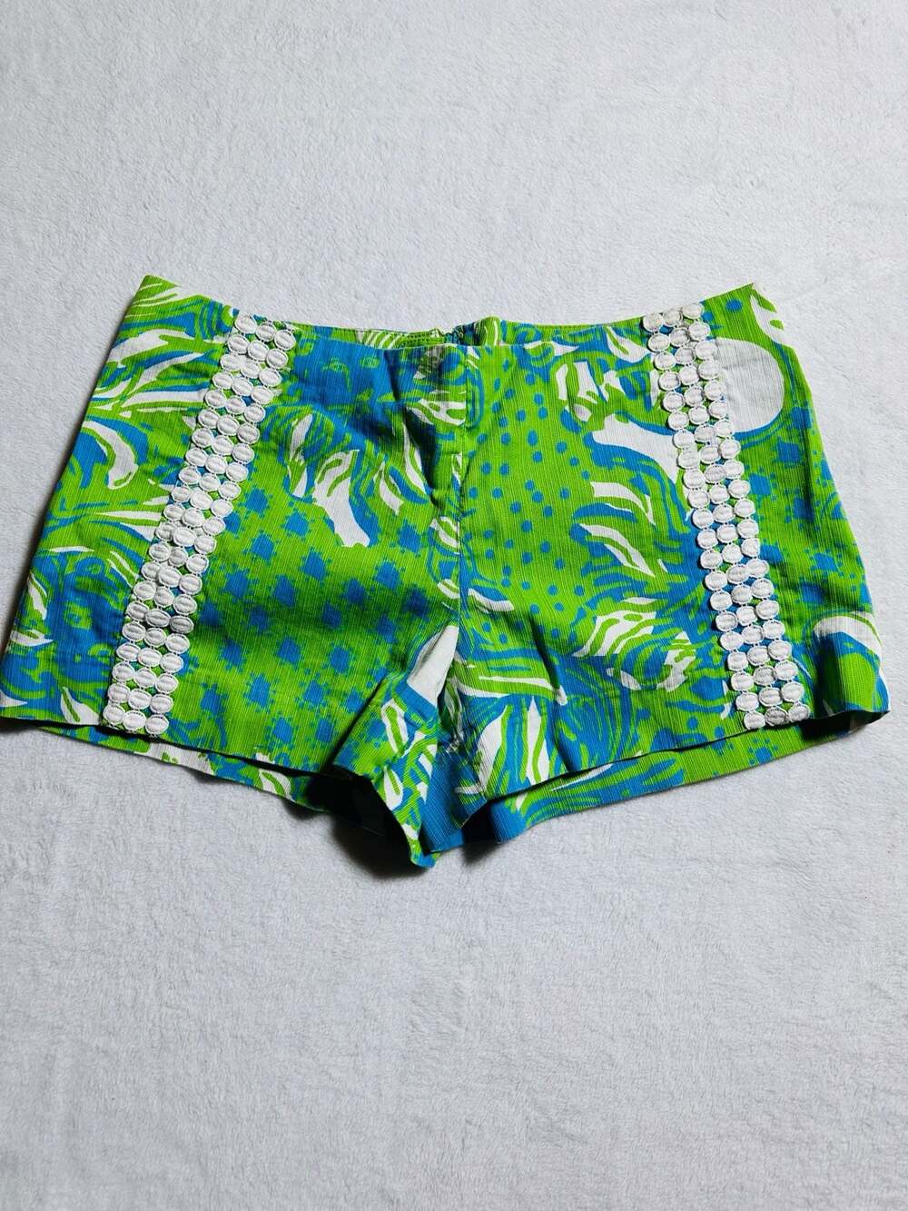 Lilly Pulitzer Vintage Floral Print Lace Trim Shorts 6